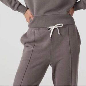 Vuori Restore Sweatpant Joggers